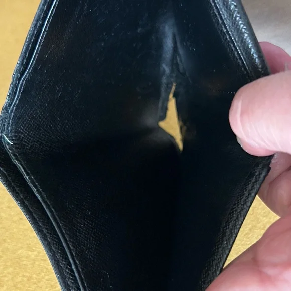 Louis Vuitton Damier Graphite Men’s Bi-Fold Wallet (Semi-Project)